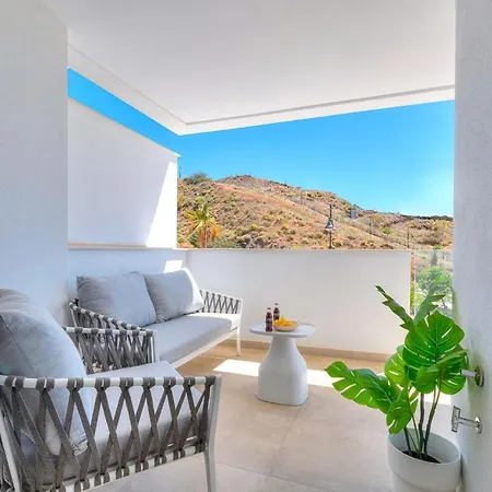 Beautiful New 2bdr Apartment